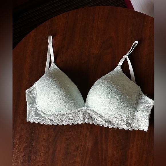 Jessica Simpson Wireless 38C Lace Contour Plunge Mint Green - Picture 10 of 10